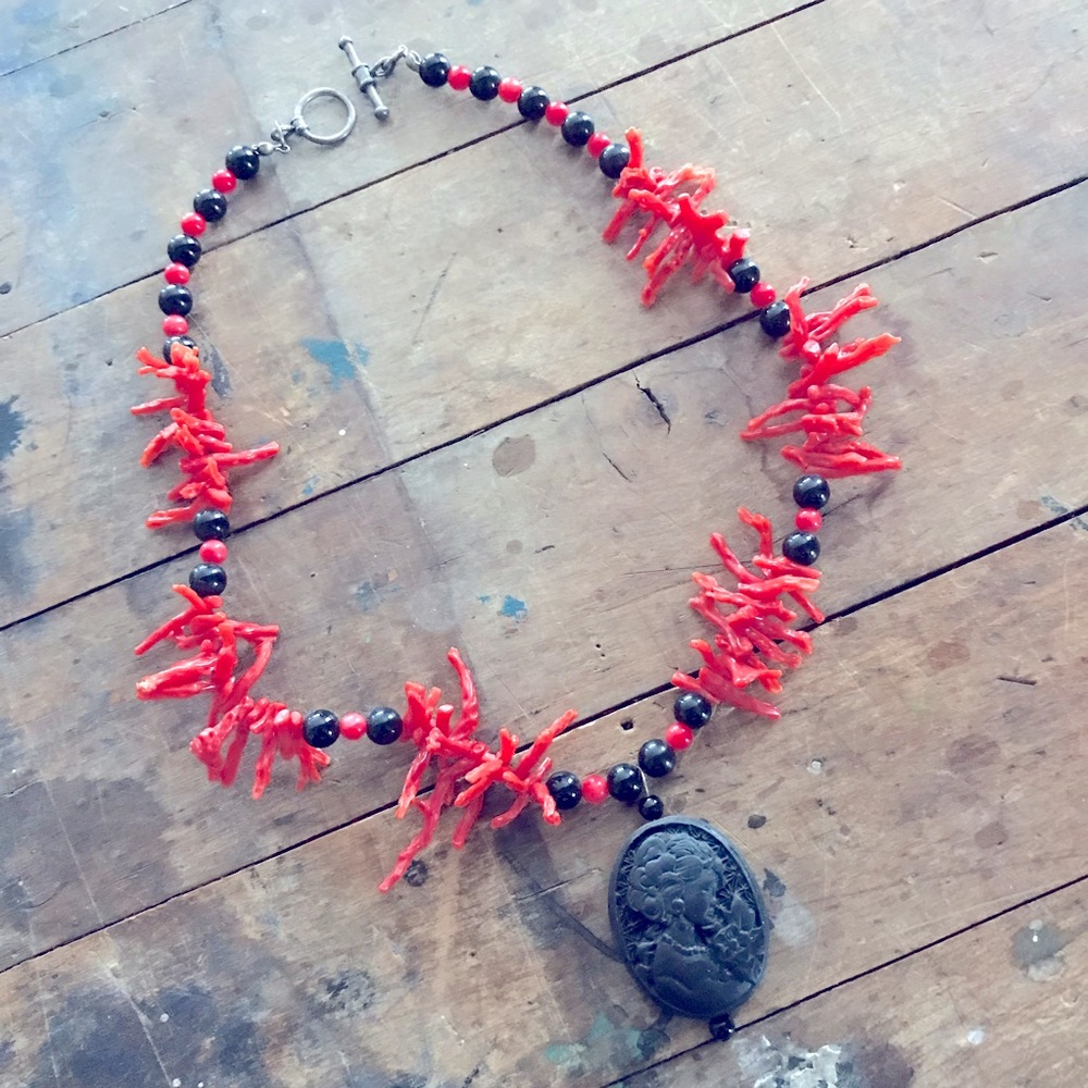 Handmade black and coral necklace Chinese pendant